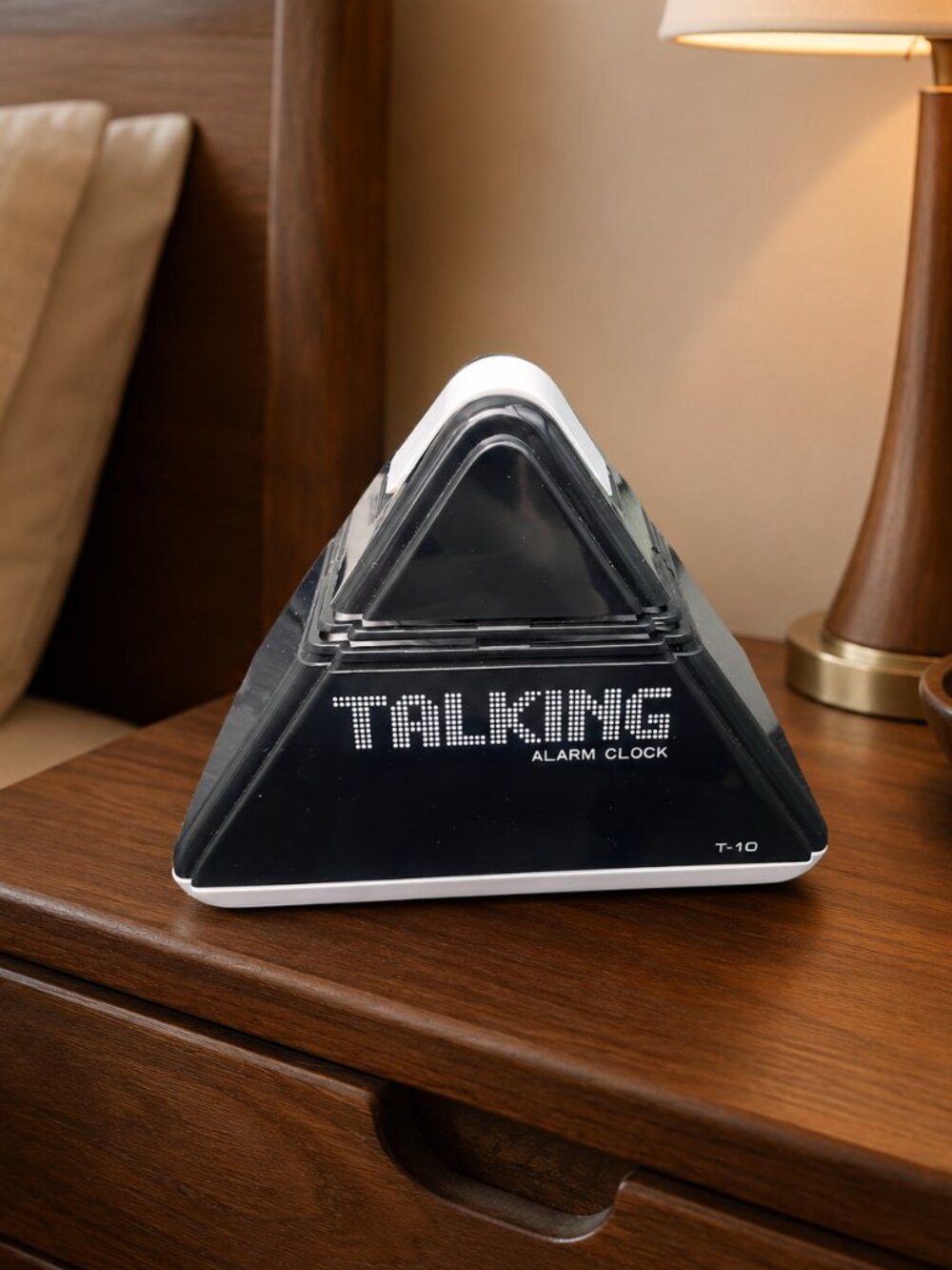 Vtg 1980s Curtis Pyramid T-10 Talking Alarm Clock Black Tested Works